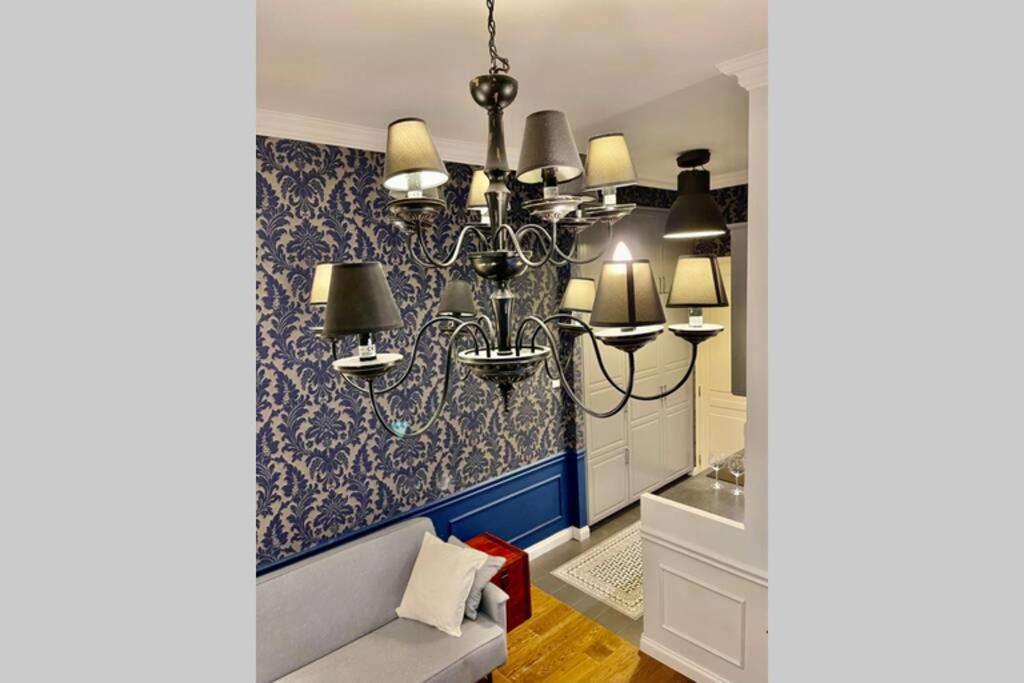 Decor Metro Wifi 300 Mbs 65Tv Netflix Hbo Apartment Warsaw Exterior photo