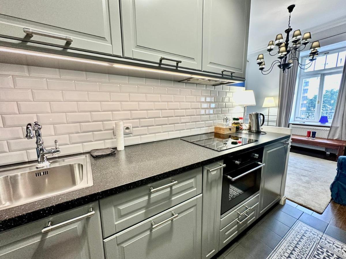 Decor Metro Wifi 300 Mbs 65Tv Netflix Hbo Apartment Warsaw Exterior photo